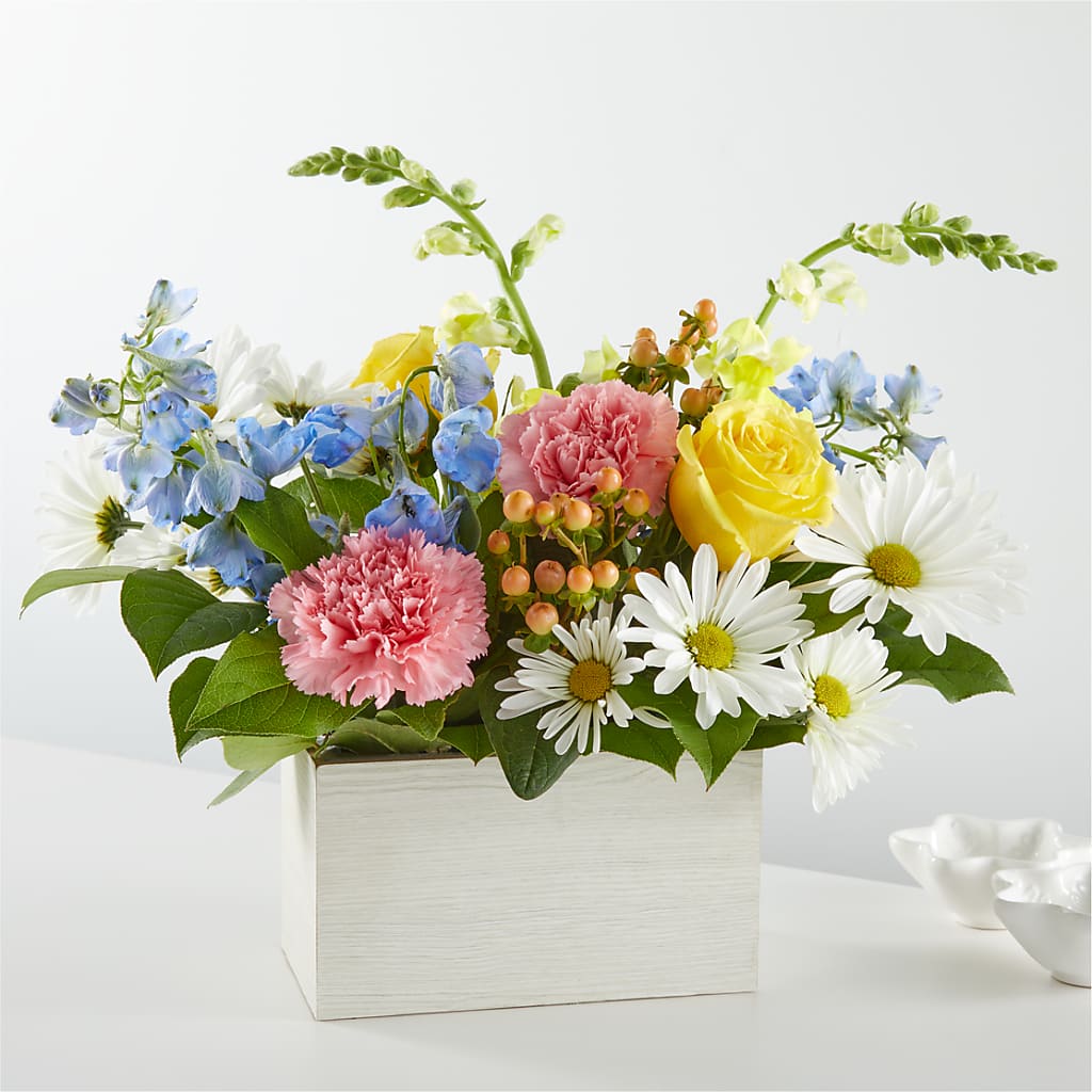 Sun Salutation Box Bouquet – Schoodic In Bloom, Winter Harbor ME