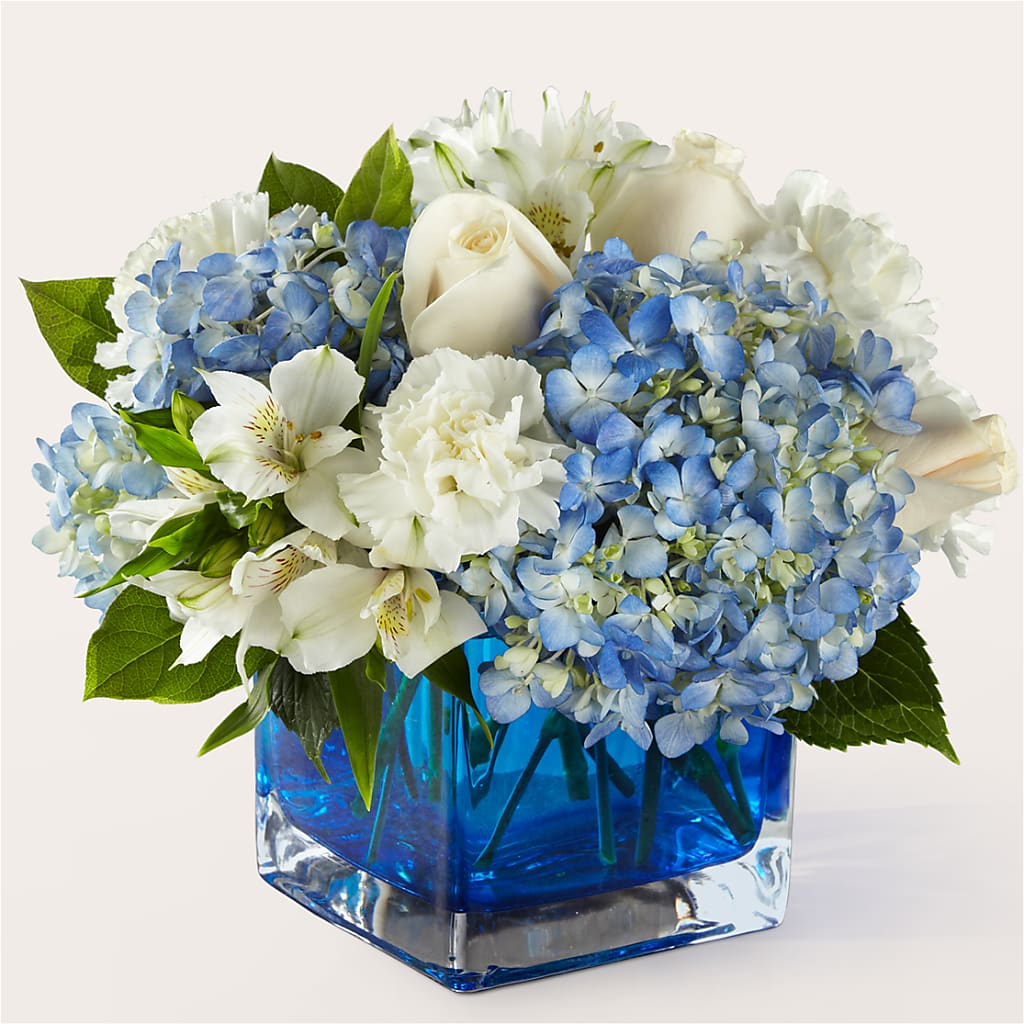 Soothing Waters Bouquet – Schoodic In Bloom, Winter Harbor ME