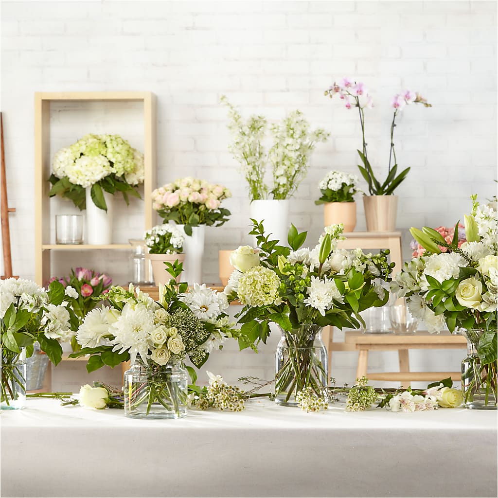 Classic Ivory – A Florist Original – Schoodic In Bloom, Winter Harbor ME