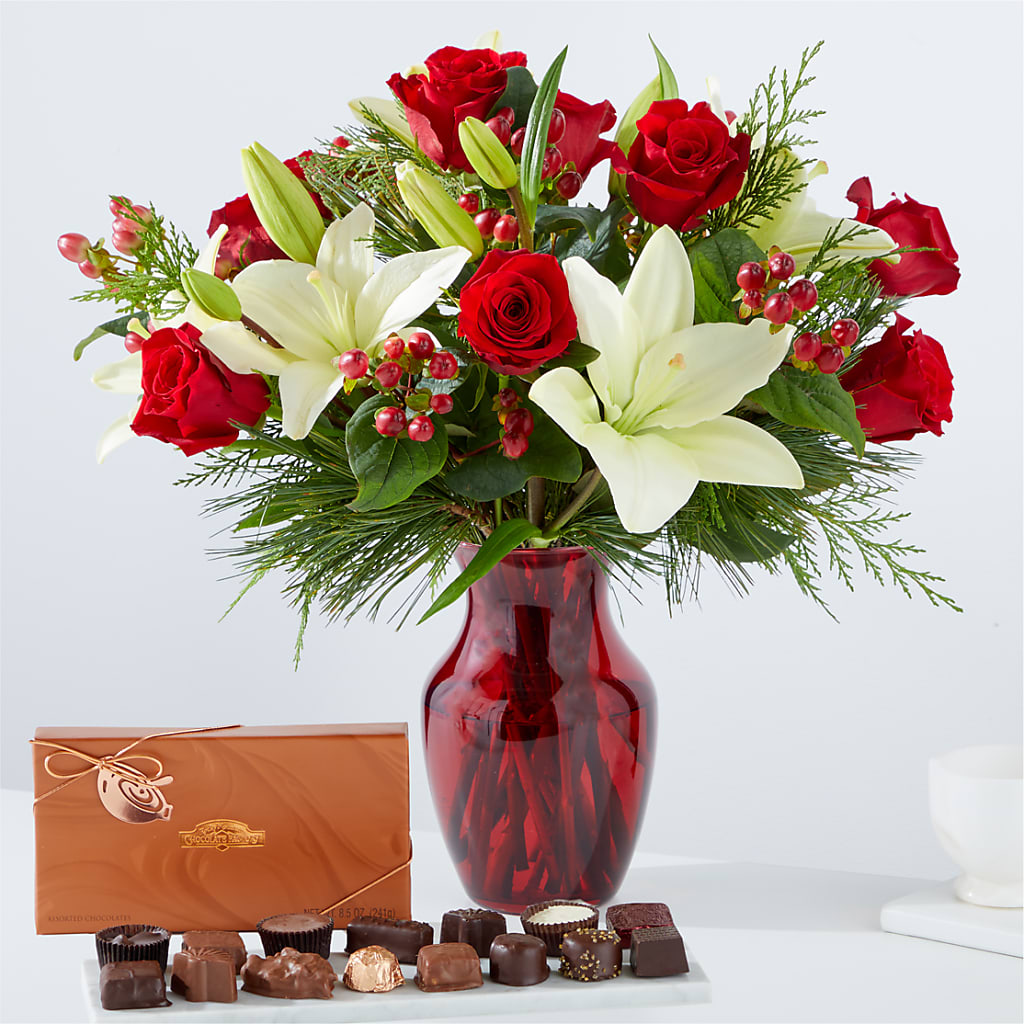 Evergreen Delight Bouquet and Chocolate Gift Set – Schoodic In Bloom, Winter Harbor ME
