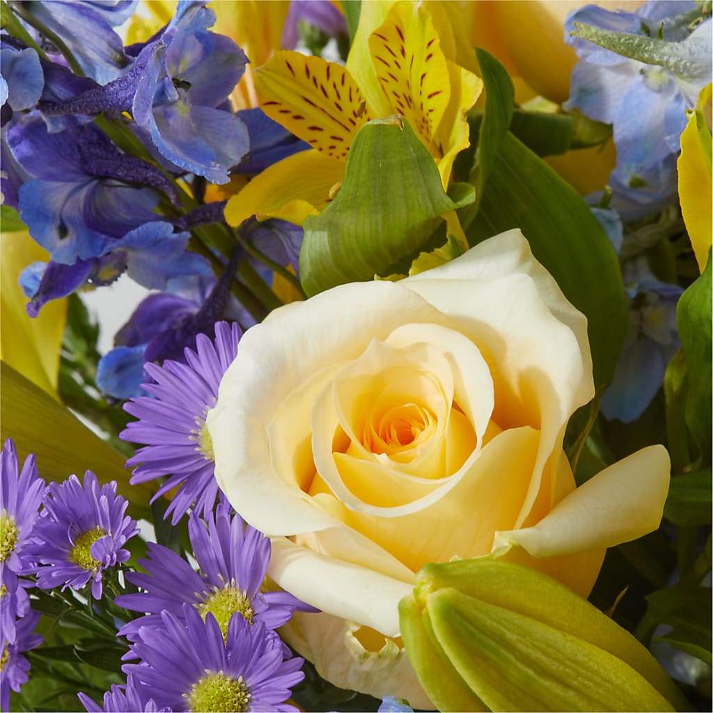 Limoncello Bouquet –  Schoodic In Bloom, Winter Harbor ME